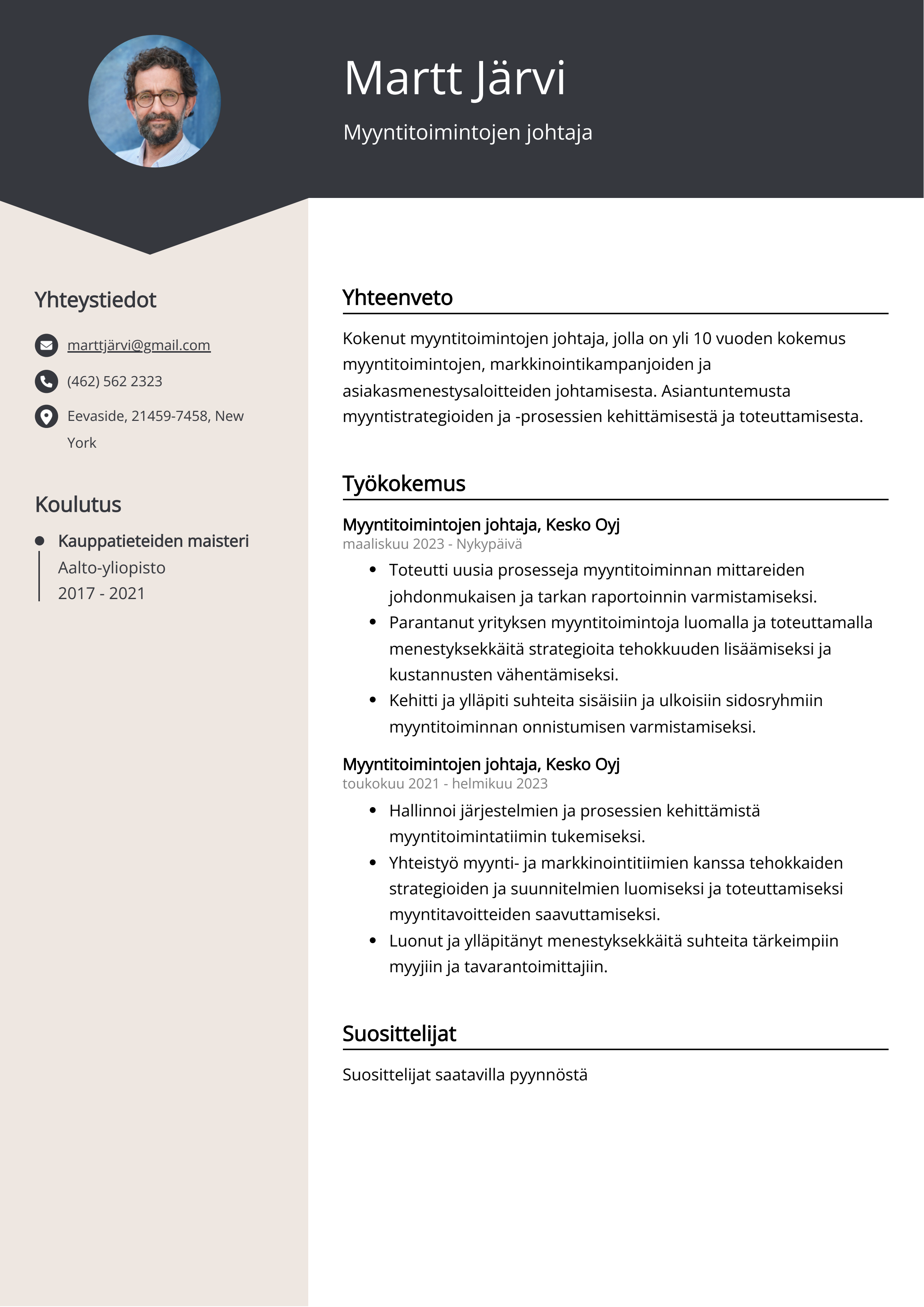 Myyntitoimintojen johtaja Resume Example